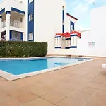 London Old Town Albufeira