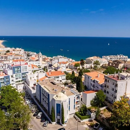 London Old Town Apartment